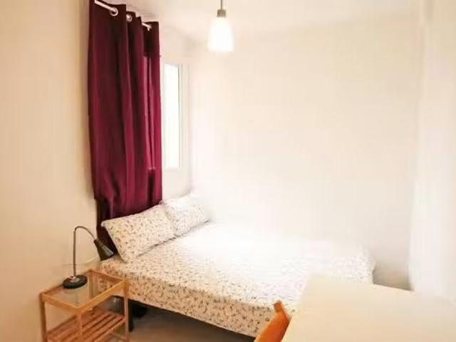 Barato Habitación en Carrer de Sant Roc, Sants Montjuïc