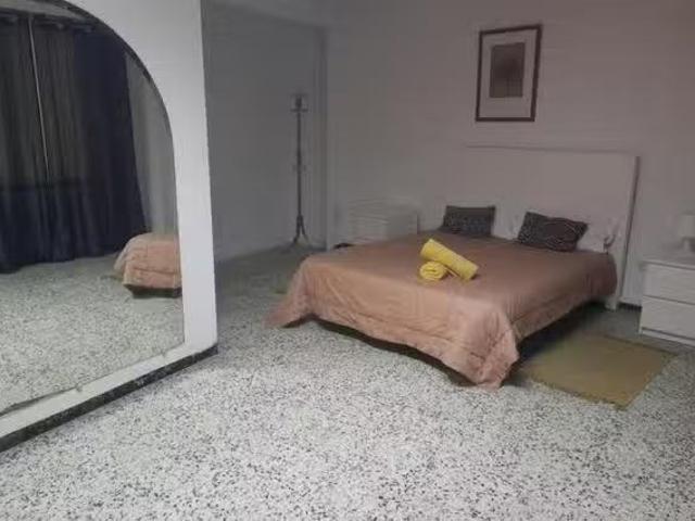 Acogedor Habitación en Carrer del Peu de la Creu, El Pilar