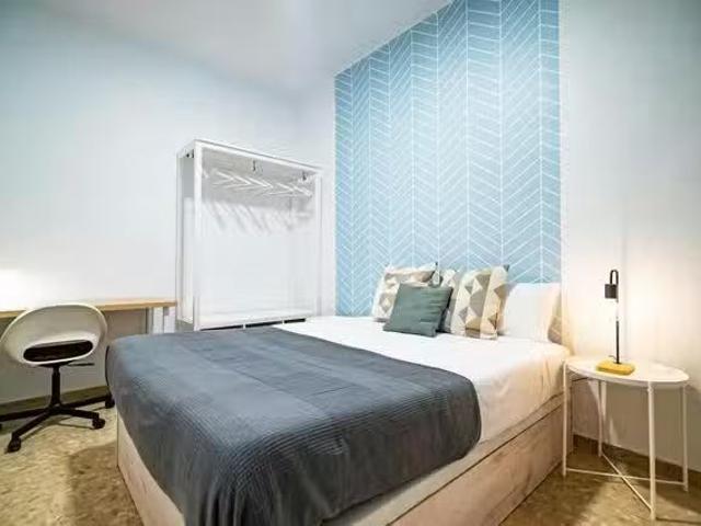 Único Habitación en Carrer d'Occident