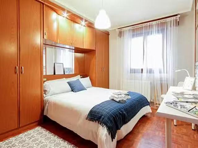 Bonito Habitación en Iturribide kalea, Solokoetxe