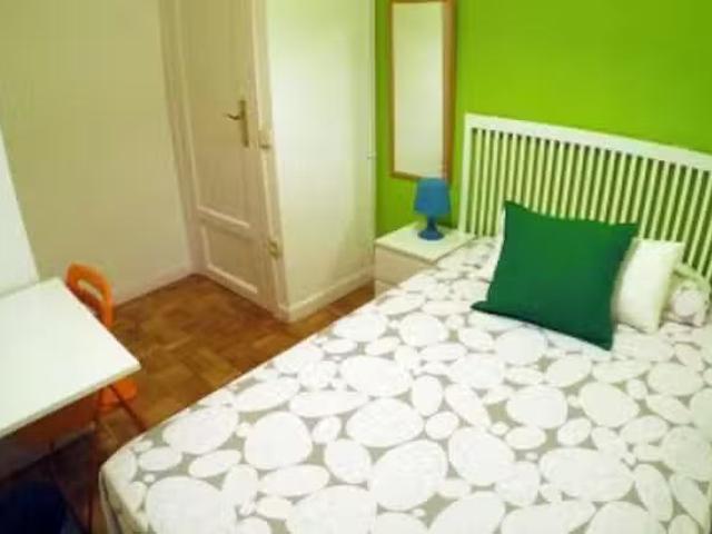 Acogedor Habitación en Paseo del General Martínez Campos, Cham.
