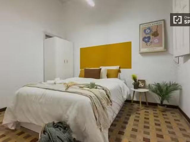 Encantador Habitación en piso compartido en alquiler en Eixamp.