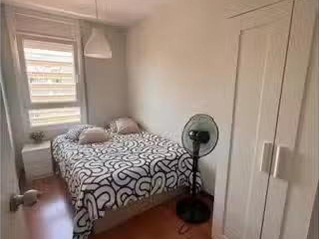 Acogedor Habitación en piso compartido en barcelona