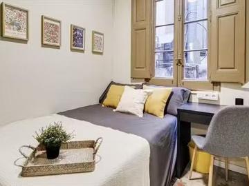 ¡En alquiler! Habitación en 1 Carrer de les Heures