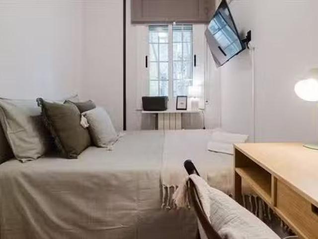 Encantador Habitación en 298 Travessera de les Corts