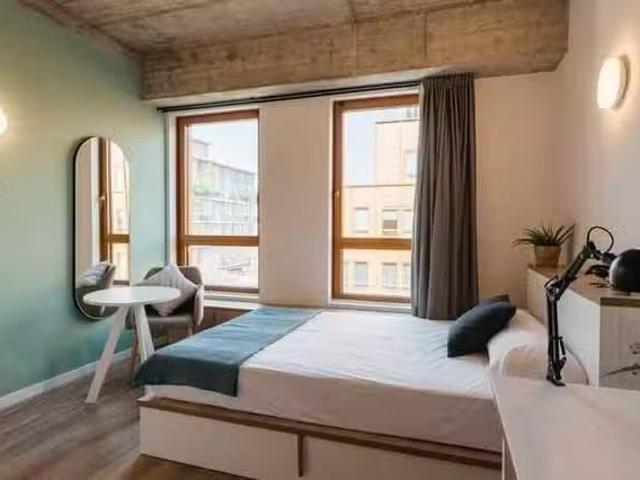 Encantador Habitación en 433, Sant Martí, 08019 Barcelona, Spain