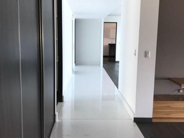 RENTA HERMOSO DEPARTAMENTO REFORMA SANTA FE GHH