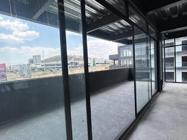 Renta Local Comercial 52m? | Plaza Quiwi Juriquilla La Condesa | $16,500