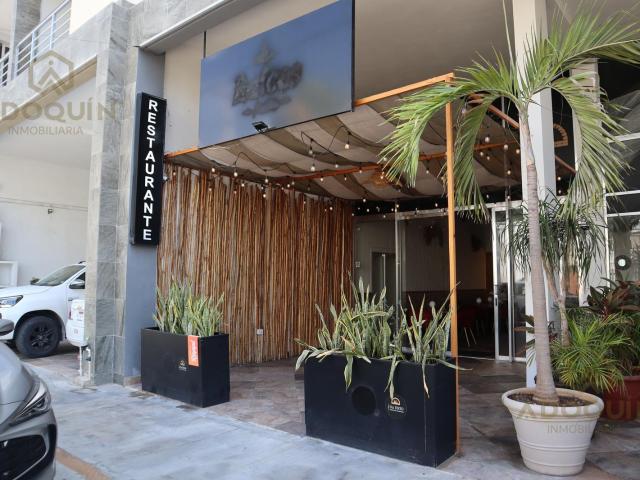 Renta Local Comercial adecuado y con equipo listo para restaurante o cafeteria playa del carmen centro