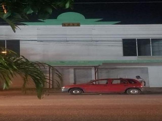 RENTA LOCAL COMERCIAL EN TANLUM
