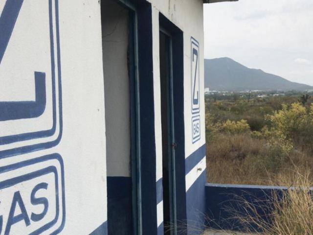 Renta Local Comercial Frente Carretera a Monclova, El Carmen Nuevo Leon Mx