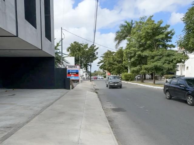 Renta local en planta baja sobre avenida, col mexico merida