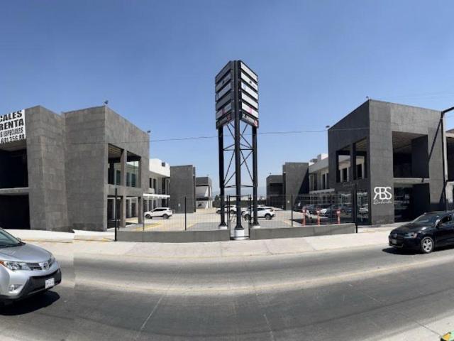 Renta Locales Comerciales San Mateo Atenco Plaza con Hospital pr?ximamente