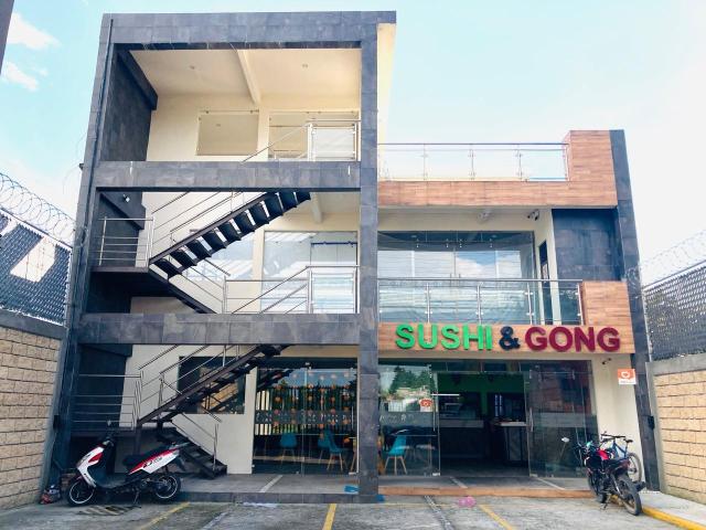 RENTA LOCALES EN PLAZA MALINA, AV. LAS TORRES