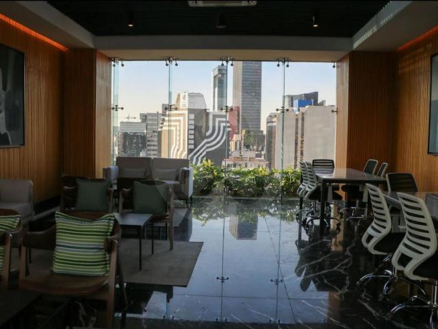 Renta Loft para ejecutivos a estrenar en Icon Roma en piso alto con excelente vista amueblado y equipado1 cajon estac independiente equipado con mucho gusto