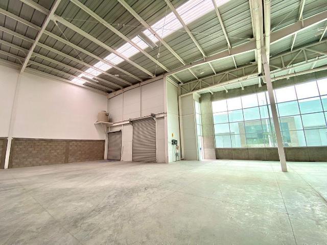 Renta Nave Industrial El Marqu?s 458m? | And?n + Rampa | Piso 10 Ton/m?