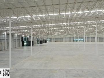 Renta Naves Industriales 3,078m2 Zona Aeropuerto Qro, Qro76 $17,856usd