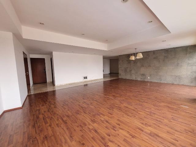 RENTA O VENTA EN VIVENDI CON TERRAZA MUY AMPLIA