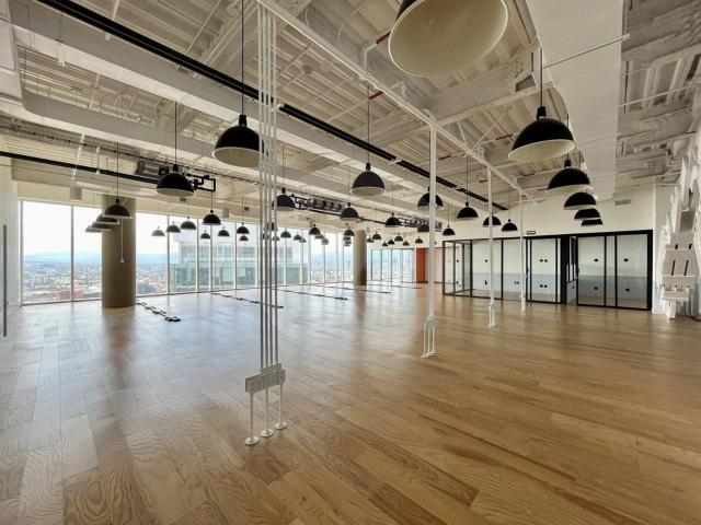 Renta oficina 850 m2 | Reforma