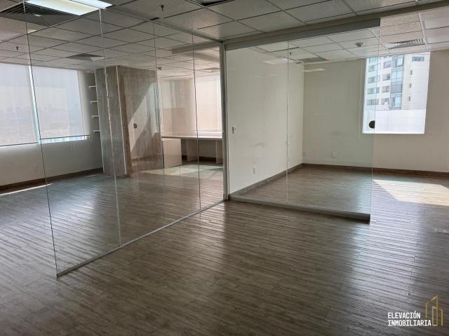 Renta de oficinas en Corporativo Diamante, Jesus del Monte, Interlomas, Huixquilucan, Edo. M?xico