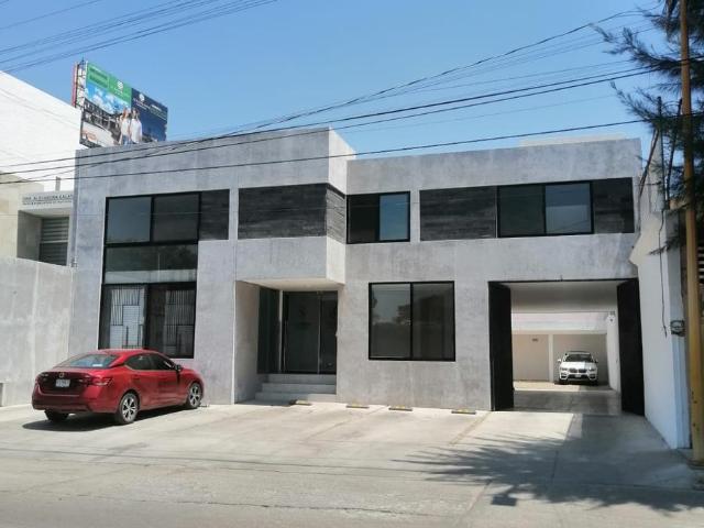 RENTA OFICINAS EN JARDINES DE LA CONCEPCION AL NORTE DE LA CIUDAD MA