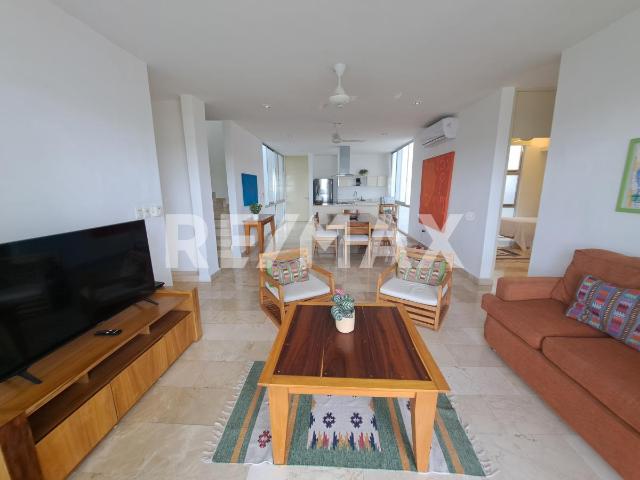 Renta Pent house de 4 recámaras en Algarrobos 64, Santa Gertrudis Copo, Mérida