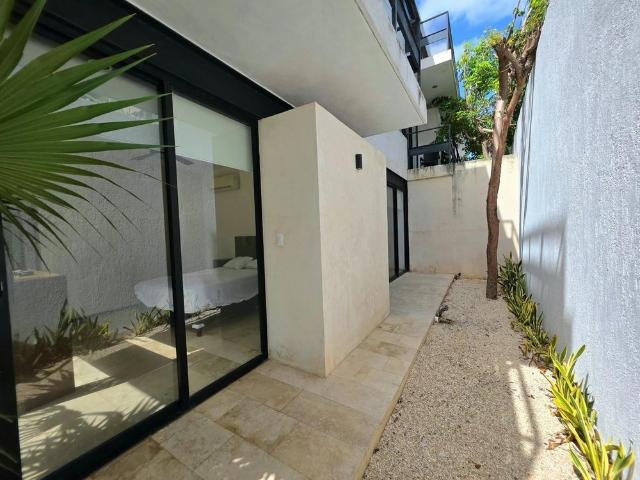 Renta Pentgarden No 3 AMUEBLADO en Planta Baja Con Piscina