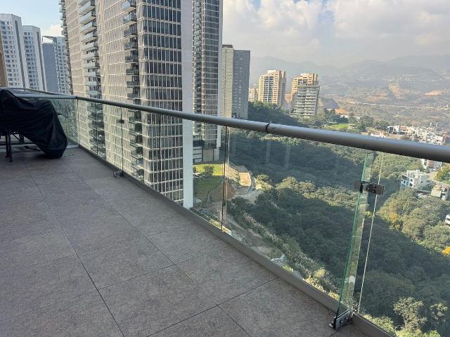 RENTA PENTHOUSE EN ORUN PALACE EN BOSQUE REAL