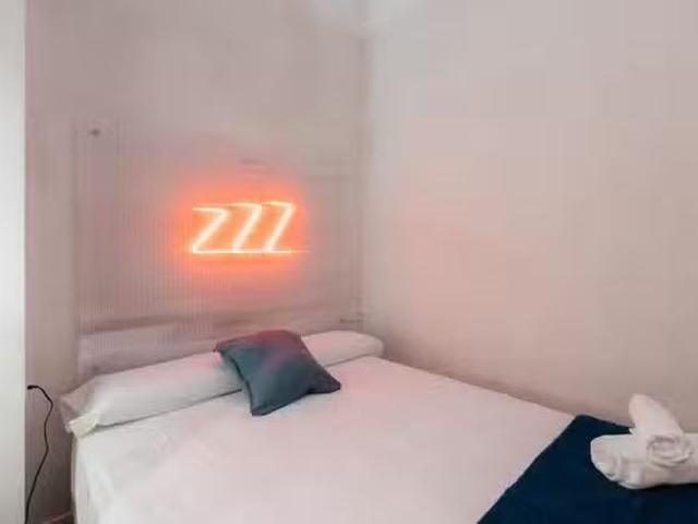 Nuevo Piso de 1 habitación en Valencia
