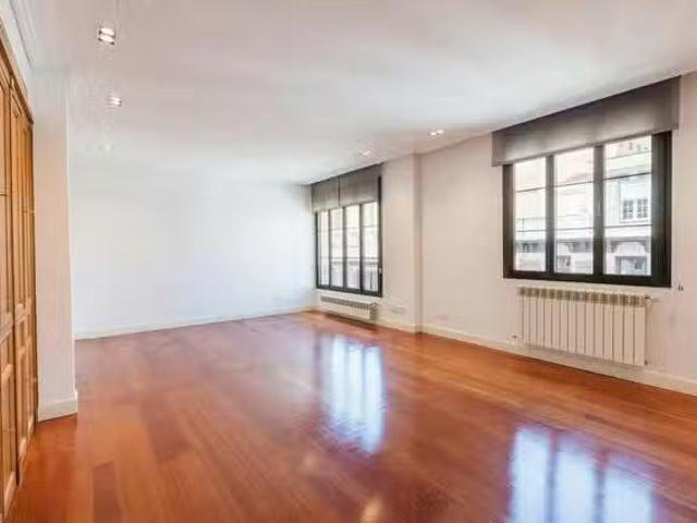 Acogedor Piso de 1 habitación en Calle de Juan de Mena, Retiro