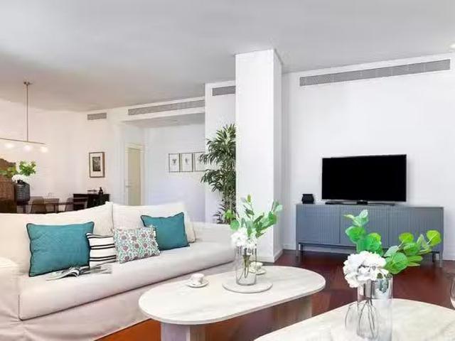 ¡Renta! Piso de 1 habitación en Plaza del Cabildo, Casco Antiguo