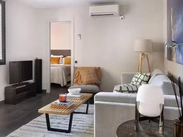 ¡Renta! Piso de 2 habitaciones en Barcelona