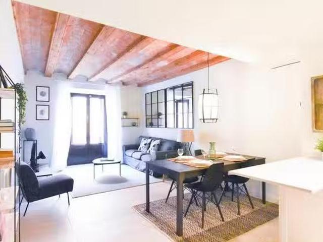 Barato Piso de 2 habitaciones en Barcelona