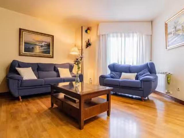 Nuevo Piso de 2 habitaciones en Calle de la Caliza 12
