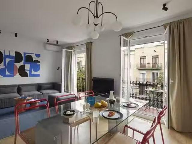 Nuevo Piso de 3 habitaciones en Barcelona