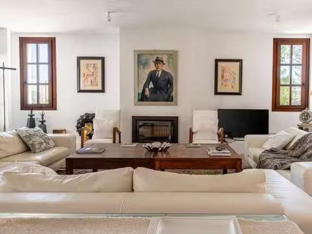 ¡Recién llegado! Piso de 6 habitaciones en Sant Agustí des Vedrà