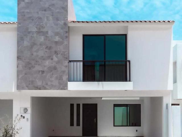 RENTA privada brisa, SAN PATRICIO, privada con alberca zona PAPAGAYOS