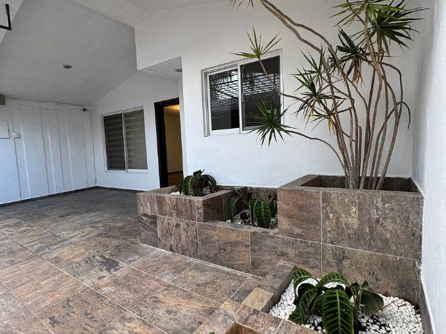 RENTA RESIDENCIA 3 Recámaras