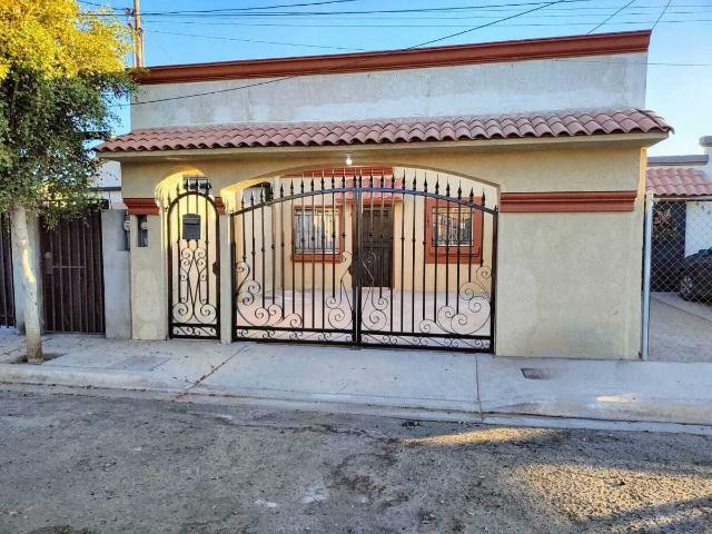 ‼RENTA RESIDENCIAL DEL PRADO 2DA SECC‼ ✨SE RENTA CASA EN FRACC. RESIDENCIAL DEL