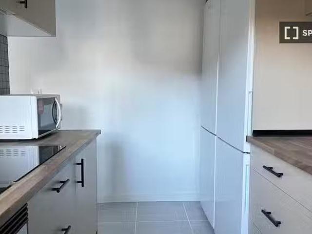 Barato Se alquila habitación en coliving de 10 habitaciones en.