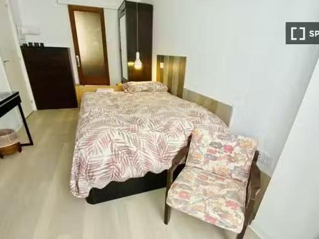 ¡Recién llegado! Se alquila habitación en casa de 3 habitacion.