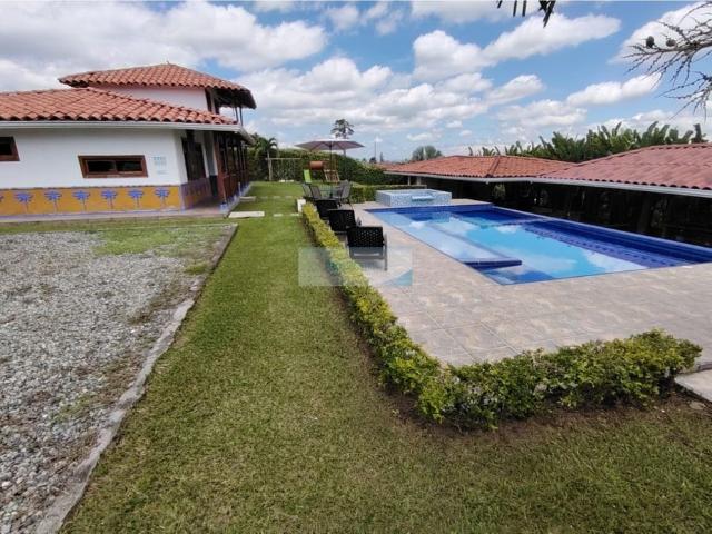 RENTAMOS CASA CAMPESTRE EN MONTENEGRO QUINDIO