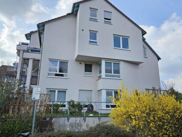 Rentables Schmuckstück 4 % Rendite, moderne 2 Zimmer, großer Balkon, Aufzug, TG, beliebte Wohnlage