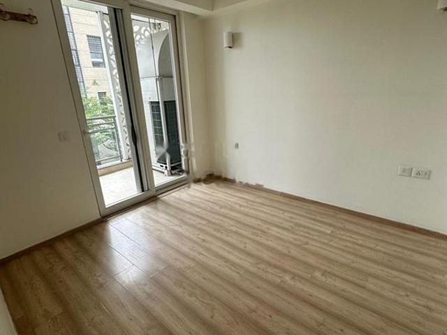Rental | 3.5 BHK + 4500 Sq.Ft. Apartment in DLF The Ultima