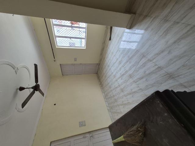 Rental | 3.5 BHK + 1100 Sq.Ft. Apartment in Mayur Vihar