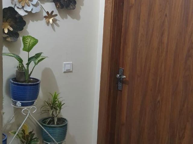 Rental | 3.5 BHK 1400 Sq.Ft. Apartment in Palam Vihar Extension