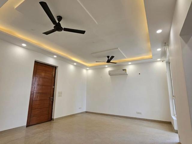Rental | 3.5 BHK + 1415 Sq.Ft. Apartment in Emaar Emerald Estate