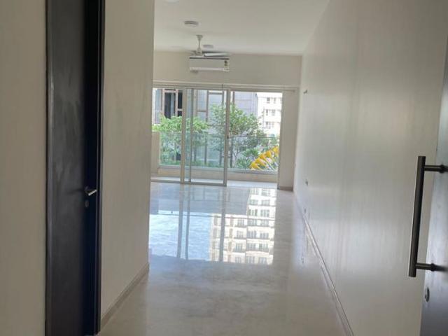 Rental | 3.5 BHK 1450 Sq.Ft. Apartment in Kalpataru Radiance