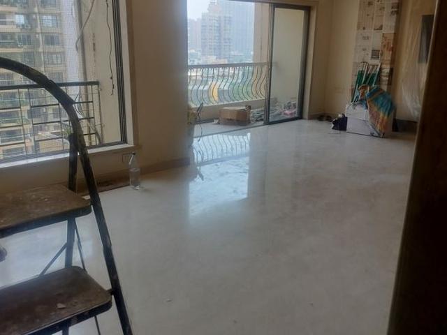 Rental | 3.5 BHK + 1500 Sq.Ft. Apartment in Lokhandwala Green Acres