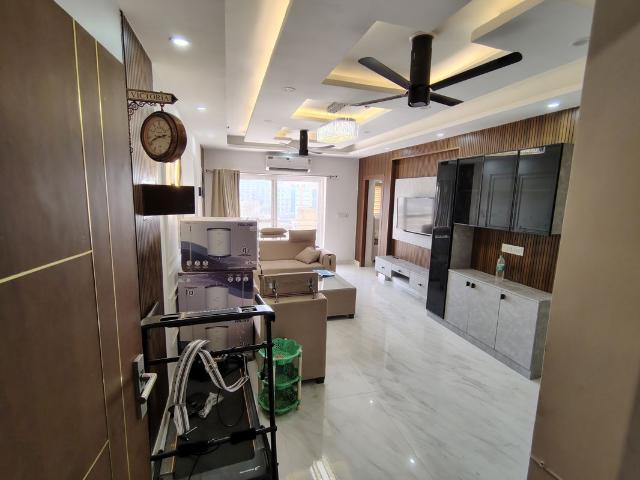Rental | 3.5 BHK + 1580 Sq.Ft. Apartment in Paras Tierea